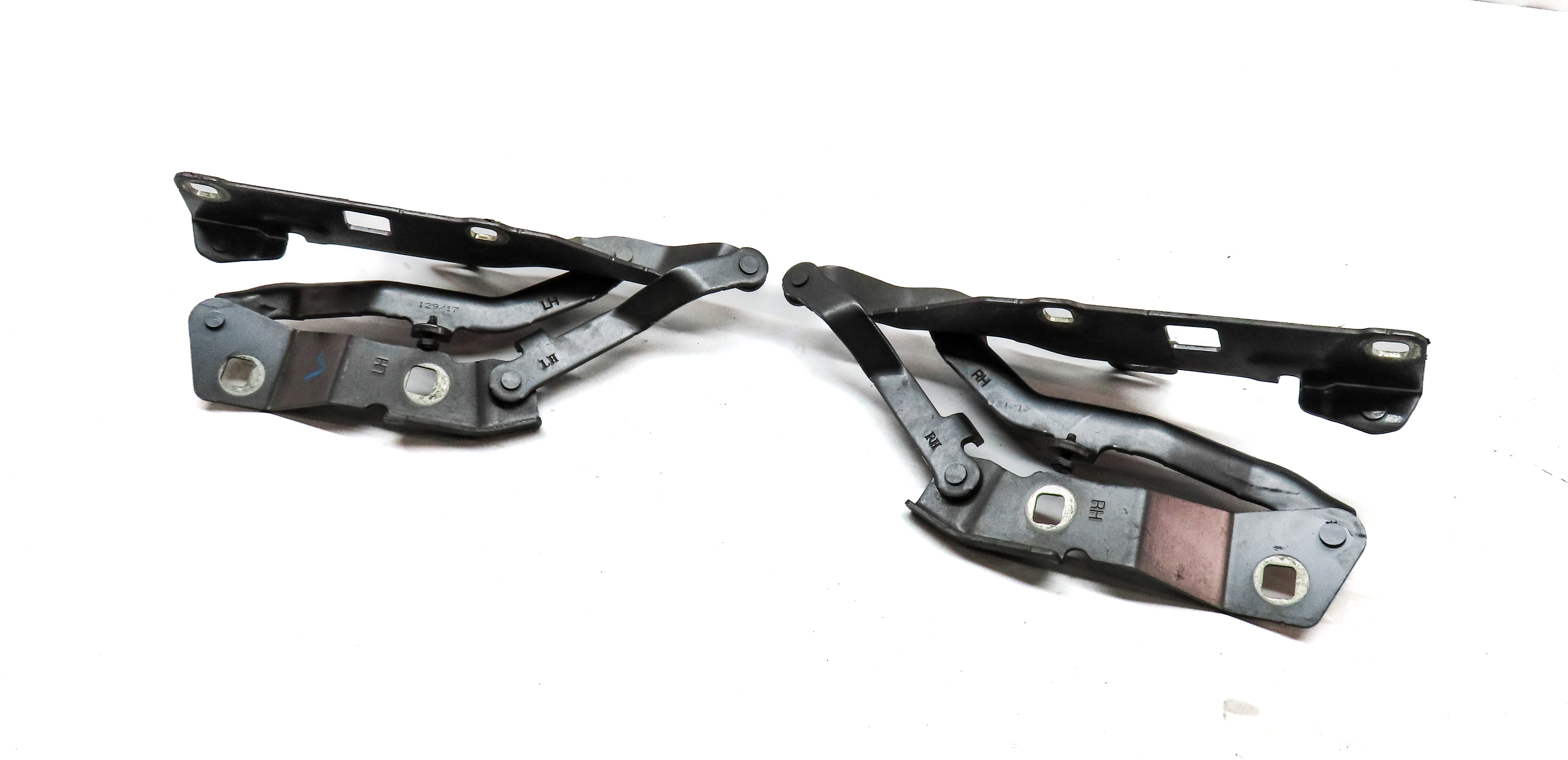 17-23 LAND ROVER DISCOVERY L462 FRONT LEFT & RIGHT HOOD HINGE SET (GRAY) — exact item pictured